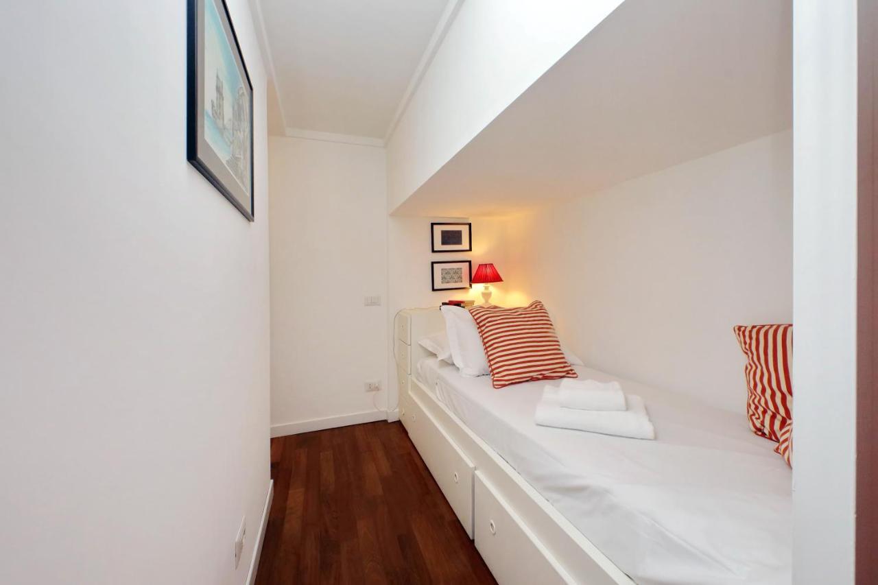 4Bnb - Serpenti Delightful Apartment Roma Exterior foto